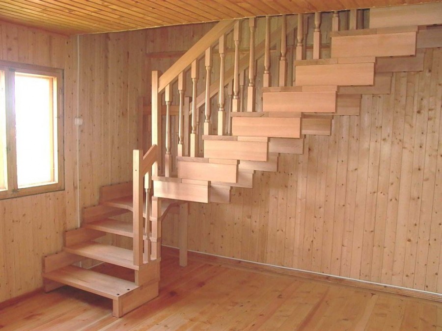 Лестница в доме на второй этаж своими руками: Лестница на второй этаж своими руками из дерева с поворотом на 90